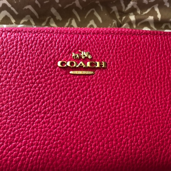 Coach Wristlet - Picture 4 of 4
